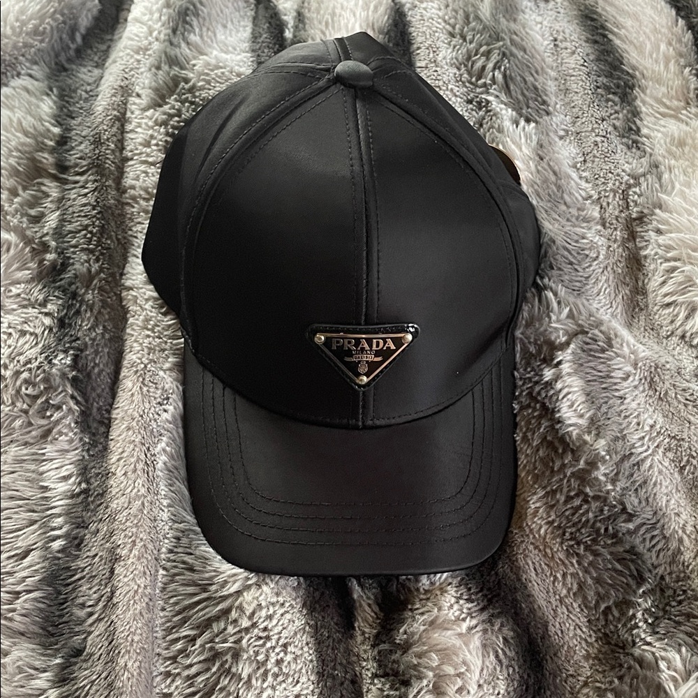 Prada Men's Black Logo Cap